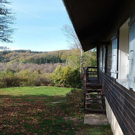 Chalet Deux Chambres Au Calme Saint-Brisson 外观 照片