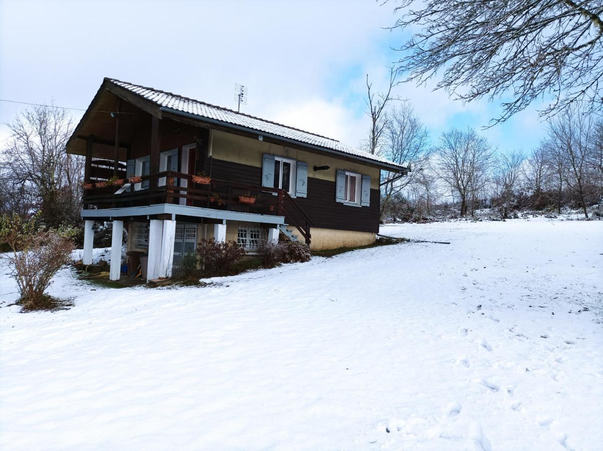 Chalet Deux Chambres Au Calme Saint-Brisson 外观 照片