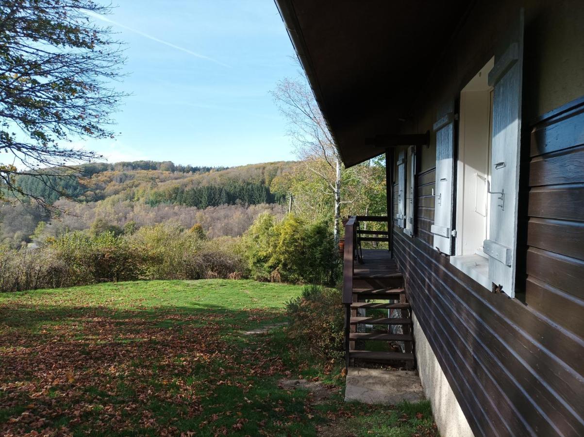 Chalet Deux Chambres Au Calme Saint-Brisson 外观 照片
